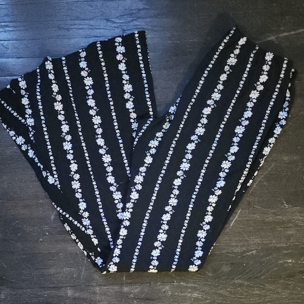 Black and White Floral Striped Pants Rue21
